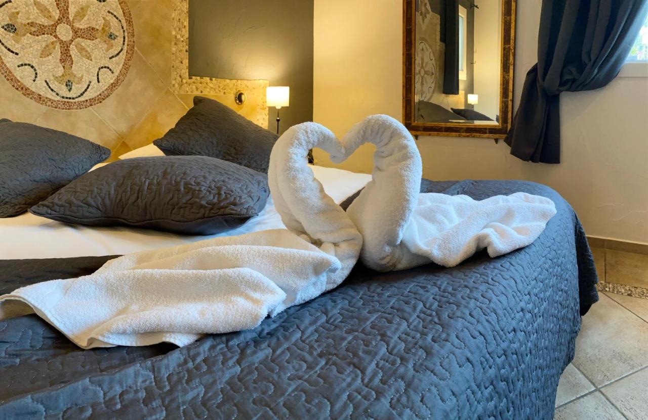 Logis Hotel Les II Mas - Perpignan Sud 卡贝斯塔尼 外观 照片