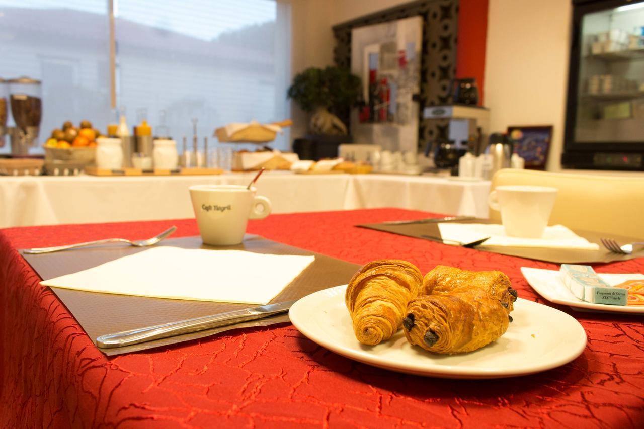 Logis Hotel Les II Mas - Perpignan Sud 卡贝斯塔尼 外观 照片